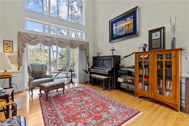 2704 Chester Forest CT, Virginia Beach, VA 23452