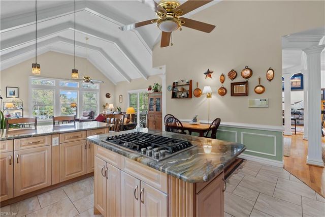 2704 Chester Forest CT, Virginia Beach, VA 23452