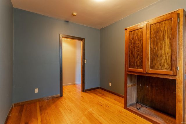 332 Madison Avenue, Evansville, IN 47713