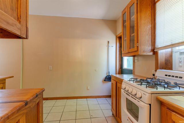 332 Madison Avenue, Evansville, IN 47713