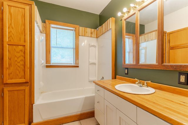 332 Madison Avenue, Evansville, IN 47713
