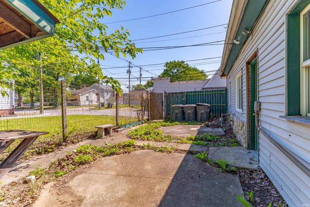 332 Madison Avenue, Evansville, IN 47713