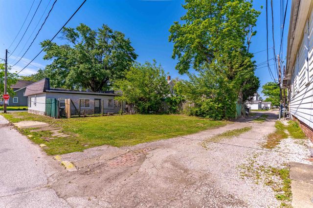 332 Madison Avenue, Evansville, IN 47713