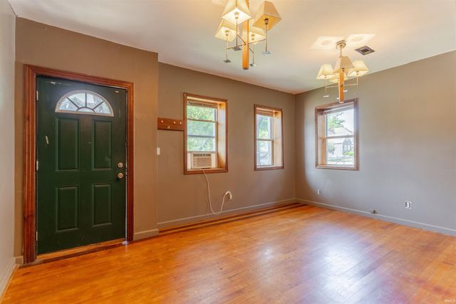332 Madison Avenue, Evansville, IN 47713
