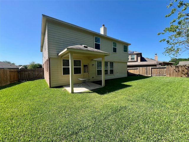 1134 Gem Stone Court, Baytown, TX 77521