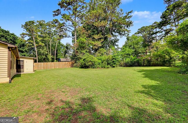 1252 Labelle Street, Jonesboro, GA 30238