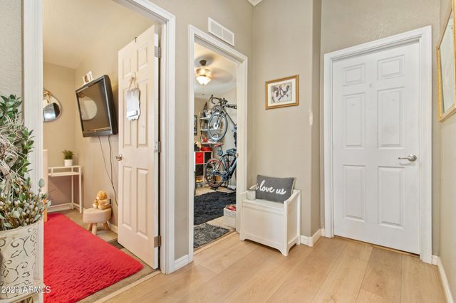 400 W BASELINE Road 220, Tempe, AZ 85283