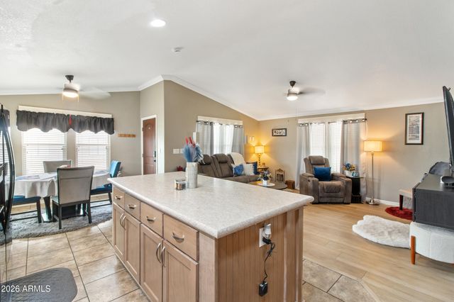 400 W BASELINE Road 220, Tempe, AZ 85283