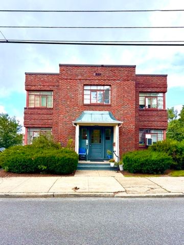 143 Pidge Avenue 3, Pawtucket, RI 02860