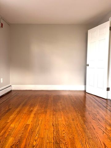 143 Pidge Avenue 3, Pawtucket, RI 02860
