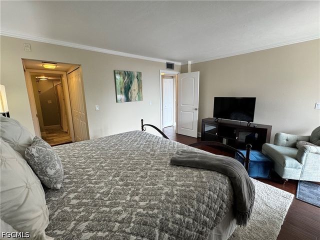 3490 N Key DR 203, North Fort Myers, FL 33903