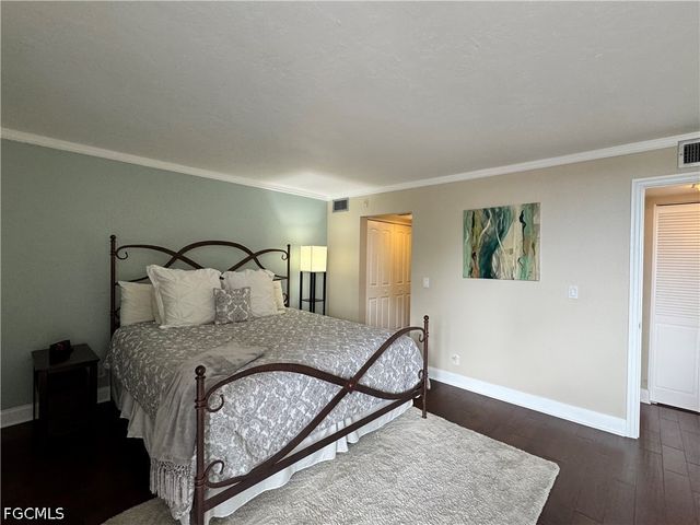 3490 N Key DR 203, North Fort Myers, FL 33903