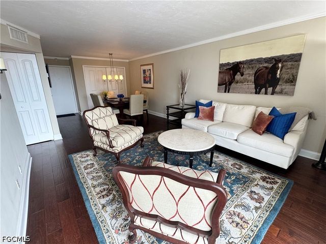 3490 N Key DR 203, North Fort Myers, FL 33903