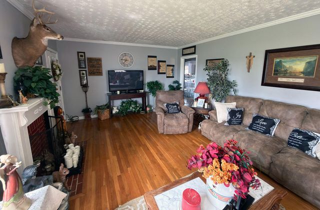 1100 Keene Road, Nicholasville, KY 40356