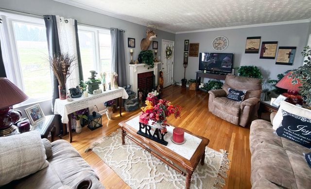 1100 Keene Road, Nicholasville, KY 40356