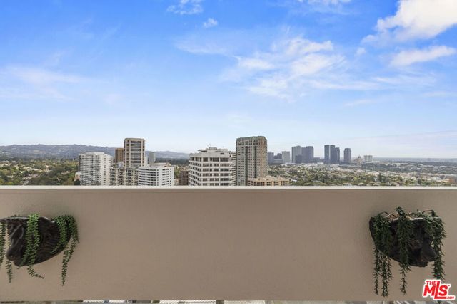 10701 Wilshire Boulevard 2202, Los Angeles, CA 90024