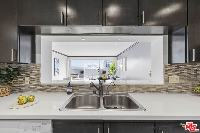 10701 Wilshire Boulevard 2202, Los Angeles, CA 90024