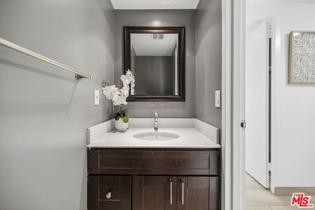 10701 Wilshire Boulevard 2202, Los Angeles, CA 90024