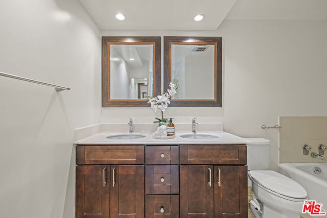 10701 Wilshire Boulevard 2202, Los Angeles, CA 90024