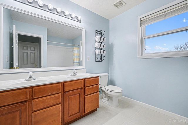 4989 Springleaf Drive, Liberty Twp, OH 45011