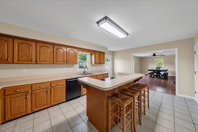 2072 McMahan Hollow Rd, Pleasant View, TN 37146
