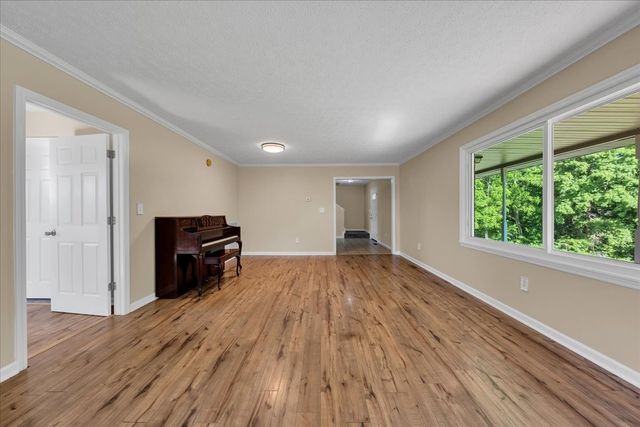 2072 McMahan Hollow Rd, Pleasant View, TN 37146