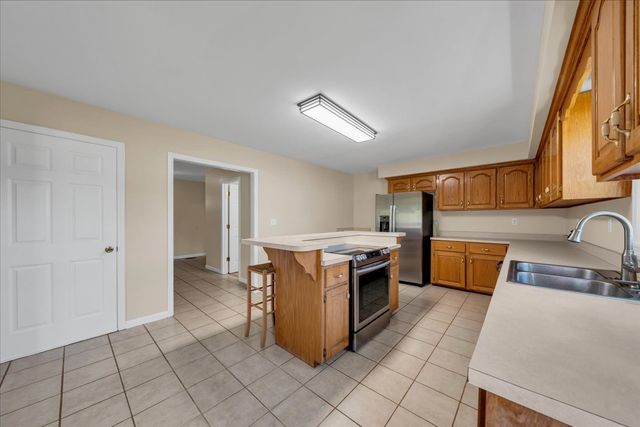2072 McMahan Hollow Rd, Pleasant View, TN 37146