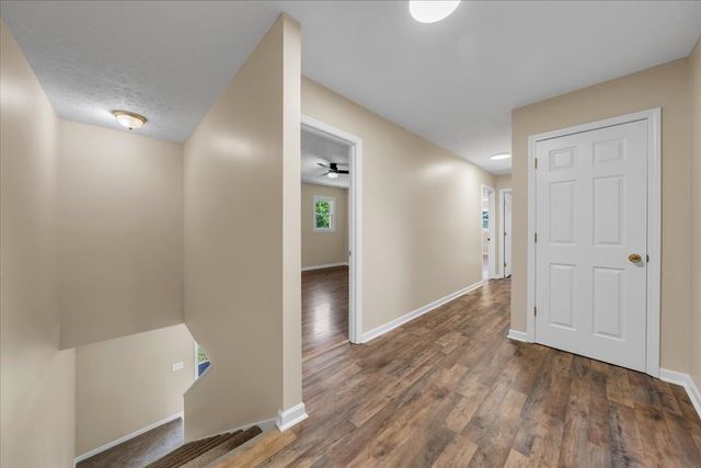 2072 McMahan Hollow Rd, Pleasant View, TN 37146