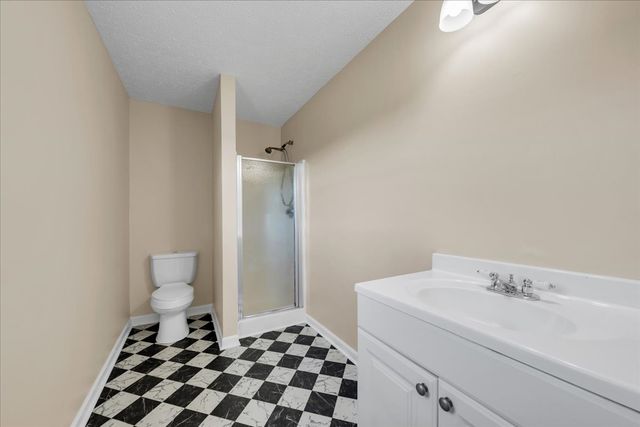 2072 McMahan Hollow Rd, Pleasant View, TN 37146