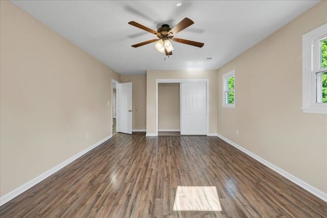 2072 McMahan Hollow Rd, Pleasant View, TN 37146