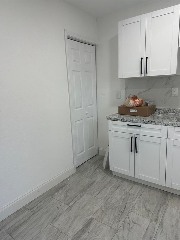 Image 11 of property listing at 7035 SANDALWOOD DRIVE, Port Richey, FL 34668