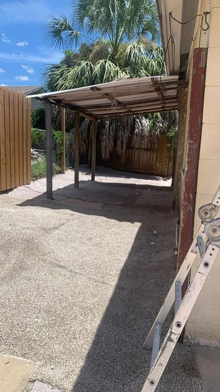 Image 22 of property listing at 7035 SANDALWOOD DRIVE, Port Richey, FL 34668