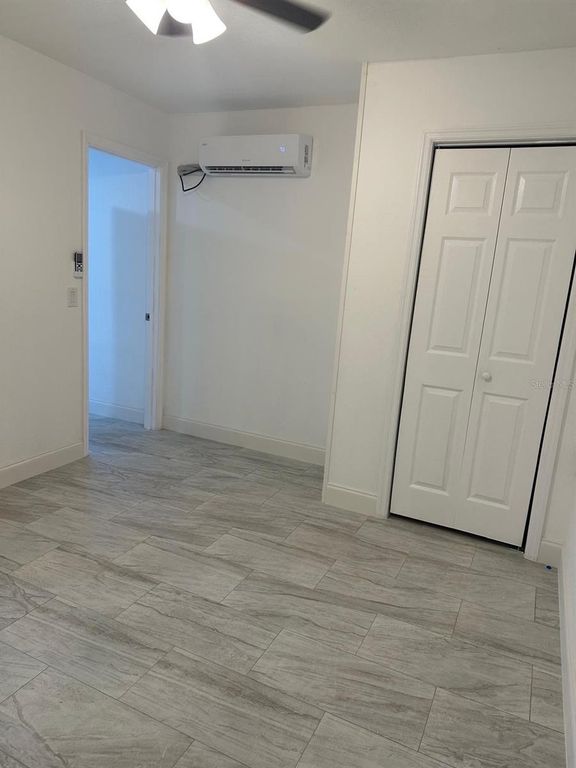 Image 10 of property listing at 7035 SANDALWOOD DRIVE, Port Richey, FL 34668