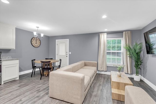 312 E Day Street, Denison, TX 75021