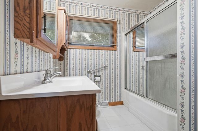 748 N Jay Street, Griffith, IN 46319