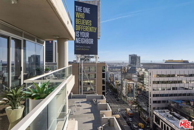 6250 Hollywood Boulevard 14H, Los Angeles, CA 90028