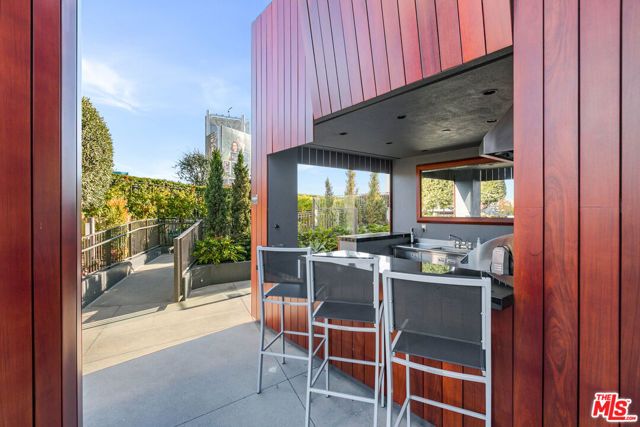 6250 Hollywood Boulevard 14H, Los Angeles, CA 90028