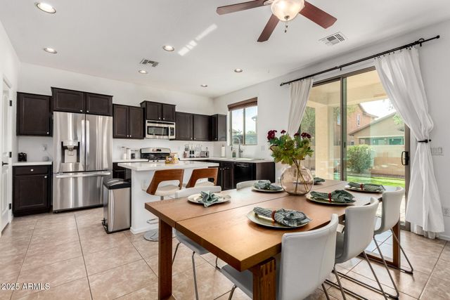 4083 E CHERRY HILLS Drive, Chandler, AZ 85249