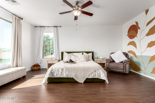 4083 E CHERRY HILLS Drive, Chandler, AZ 85249