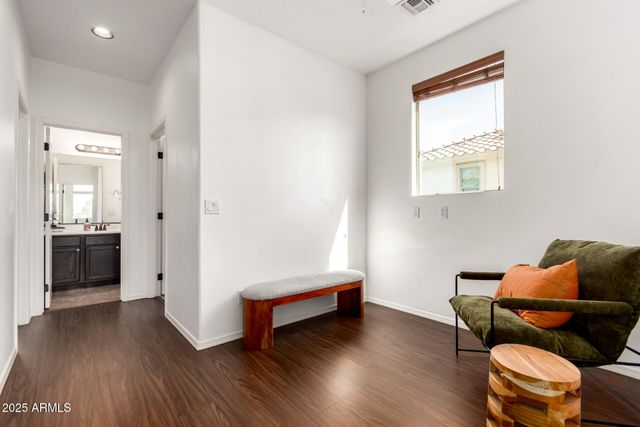 4083 E CHERRY HILLS Drive, Chandler, AZ 85249