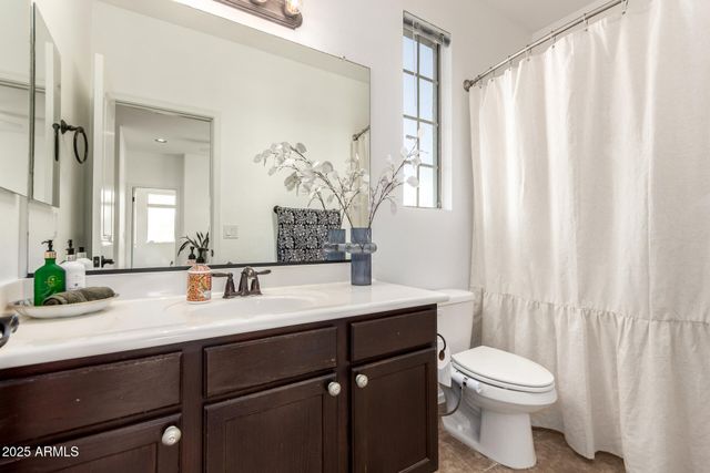 4083 E CHERRY HILLS Drive, Chandler, AZ 85249