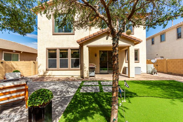 4083 E CHERRY HILLS Drive, Chandler, AZ 85249