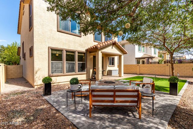 4083 E CHERRY HILLS Drive, Chandler, AZ 85249