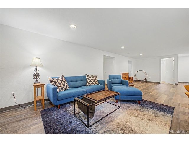 2105 Lewis St, Denver, CO 80215