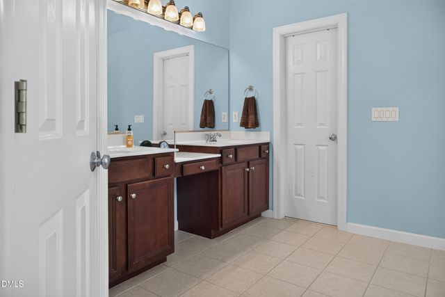 6108 Tiffield Way, Wake Forest, NC 27587