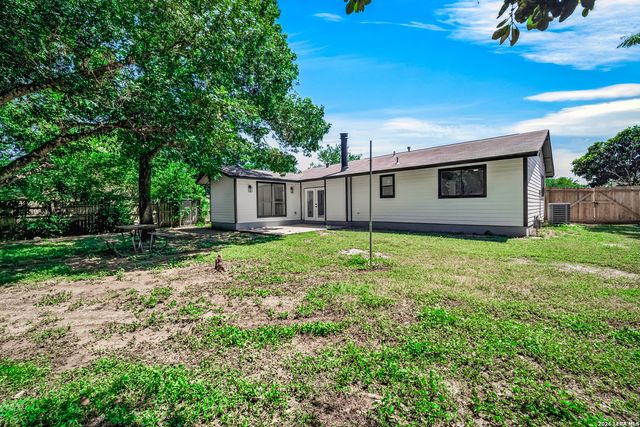 7530 Pipers way, San Antonio, TX 78251