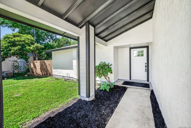 7530 Pipers way, San Antonio, TX 78251