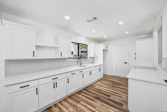 7530 Pipers way, San Antonio, TX 78251