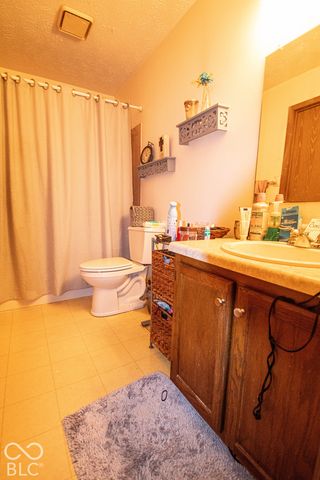 6730 Woodmere Circle, Indianapolis, IN 46260