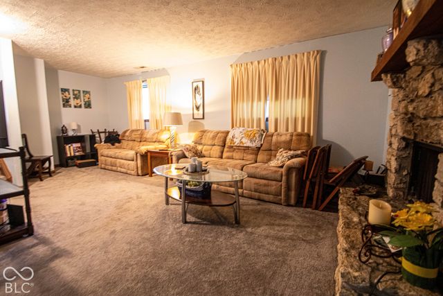 6730 Woodmere Circle, Indianapolis, IN 46260